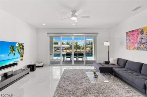 1030 NW 39th Ave, Cape Coral FL - photo 9 of 39