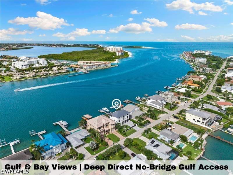 4 bedroom SingleFamilyResidence at 18 Pelican St E, Isles Of Capri, Naples — photo 2