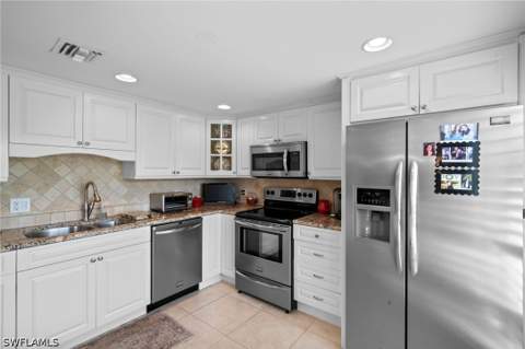124 Penny Ln 5, Naples FL - photo 9 of 50