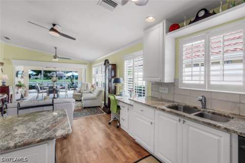 5425 Guadeloupe Way, Naples FL - photo 11 of 50