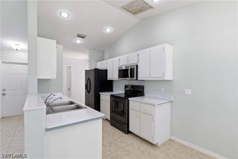 8346 Bamboo Rd, Fort Myers FL - photo 12 of 33