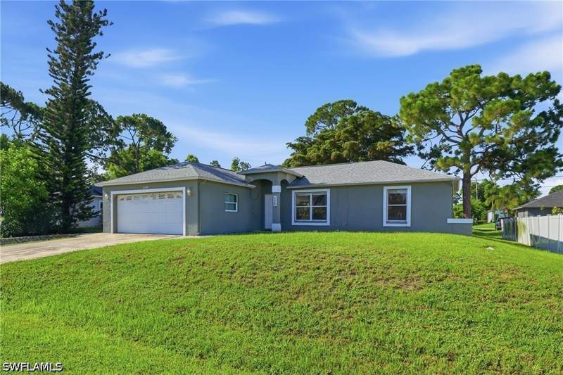 3 bedroom SingleFamilyResidence at 8346 Bamboo RD, SAN CARLOS PARK, Fort Myers — photo 2