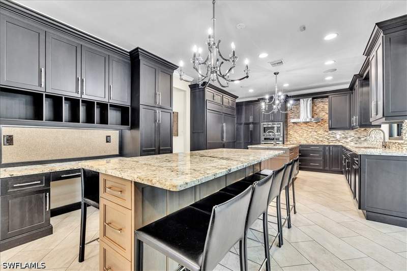 6 bedroom SingleFamilyResidence at 12898 Kedleston Cir, Cross Creek Estates, Fort Myers — photo 5