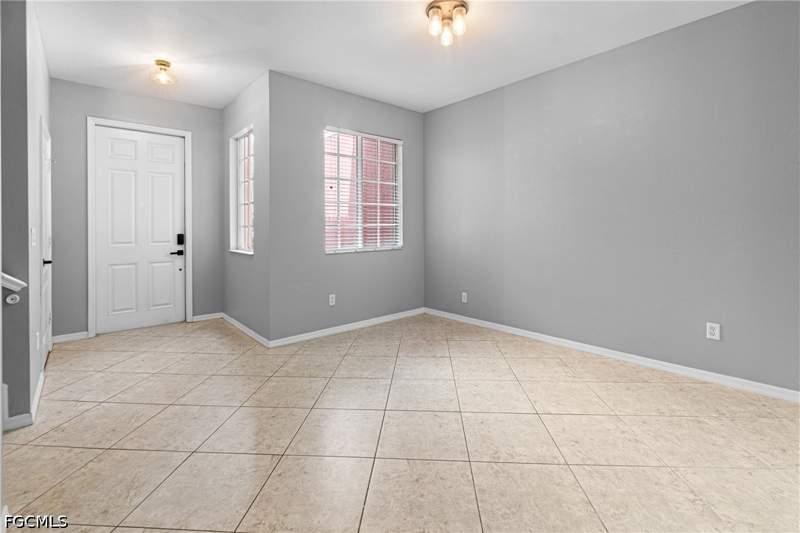 3 bedroom Townhouse at 10191 Tin Maple Dr 88, Copper Oaks, Estero — photo 3