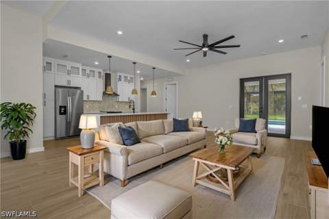 2719 2nd St NW, Naples FL - photo 18 of 48