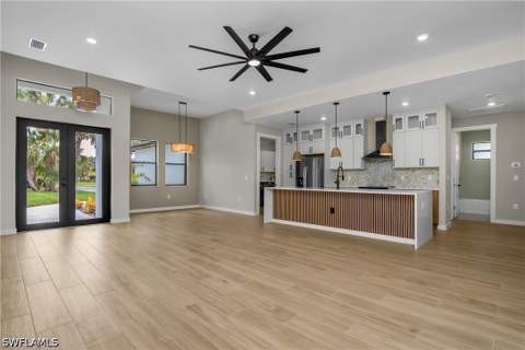 2719 2nd St NW, Naples FL - photo 19 of 48
