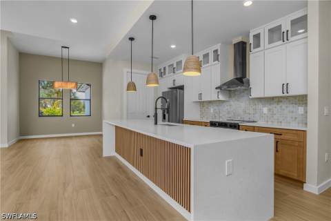 2719 2nd St NW, Naples FL - photo 23 of 48