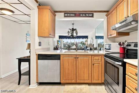 1087 Forest Lakes Dr 302, Naples FL - photo 13 of 32
