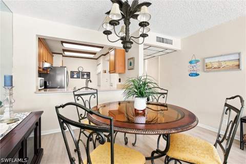 1087 Forest Lakes Dr 302, Naples FL - photo 17 of 32
