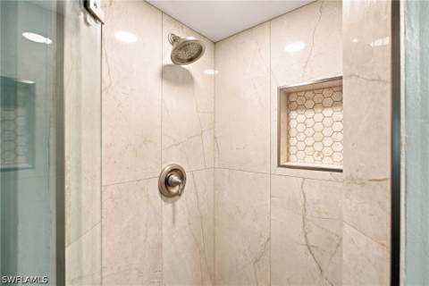 1087 Forest Lakes Dr 302, Naples FL - photo 23 of 32