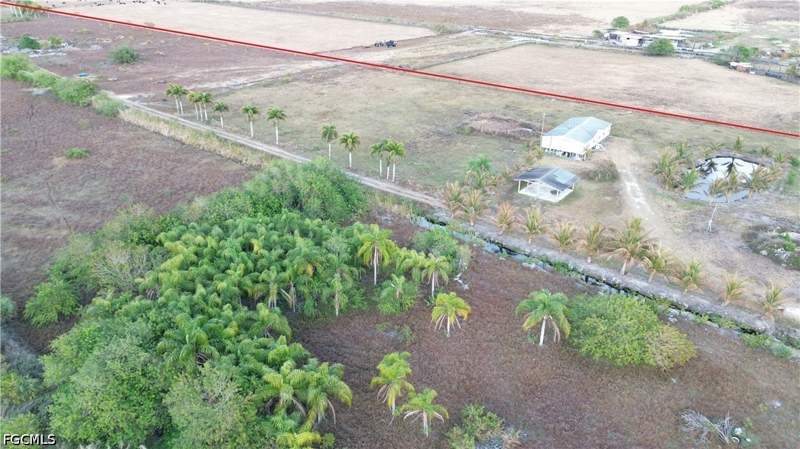 3 bedroom ManufacturedHome at 19860 L1 Dike Rd, Clewiston, Clewiston — photo 5