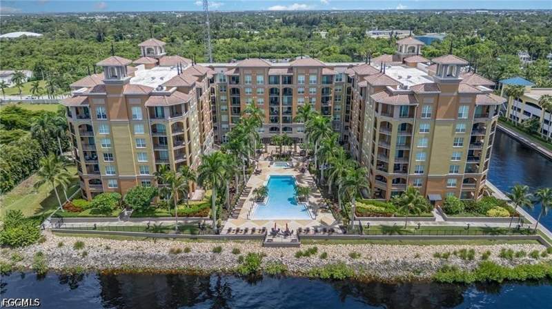 2 bedroom Condominium at 2825 Palm Beach Blvd 614, Alta Mar, Fort Myers — photo 2