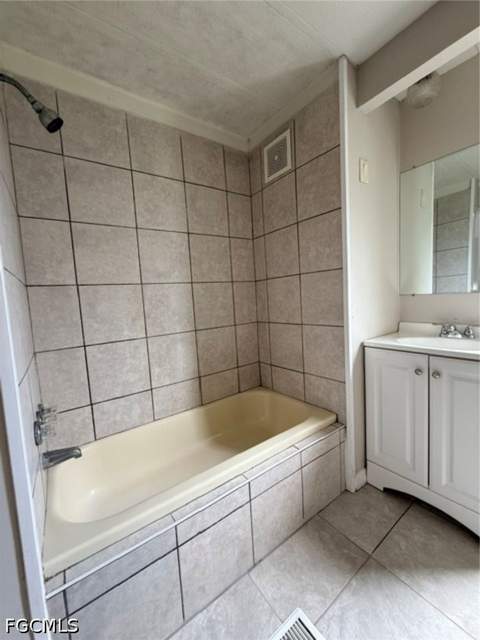 316 W Buell Dr, Fort Myers FL - photo 15 of 20
