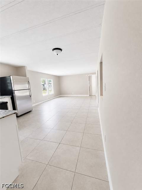 316 W Buell Dr, Fort Myers FL - photo 6 of 20