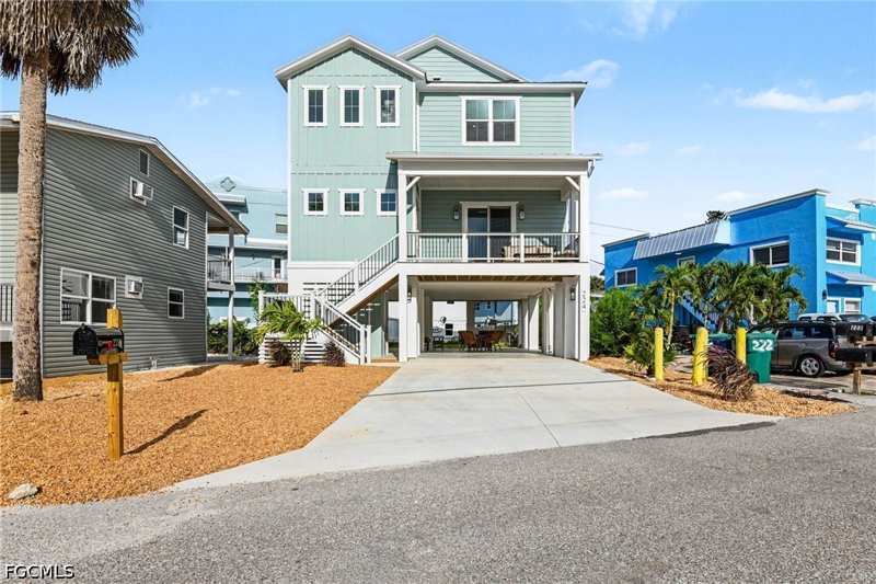5 bedroom SingleFamilyResidence at 224 Fairweather Ln, El Sol, Fort Myers Beach — photo 1