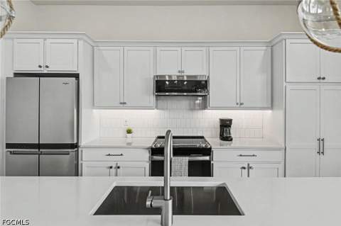 224 Fairweather Ln, Fort Myers Beach FL - photo 14 of 47