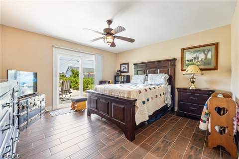 250 NE 10th Pl, Cape Coral FL - photo 14 of 33