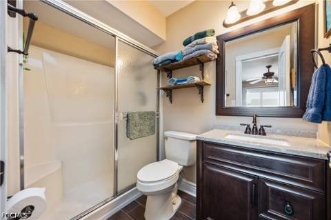 250 NE 10th Pl, Cape Coral FL - photo 16 of 33