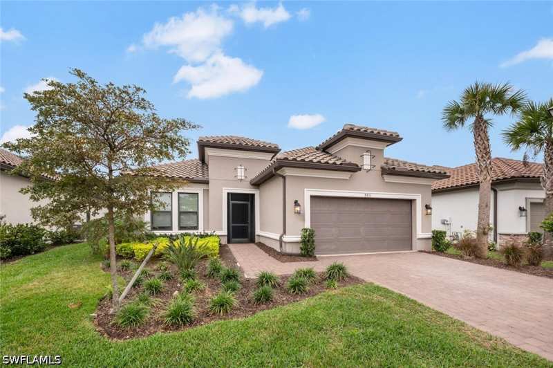 3 bedroom SingleFamilyResidence at 8416 Rosa Ct, Esplanade At Hacienda Lakes, Naples — photo 1
