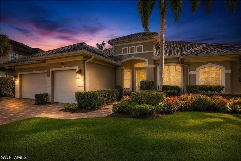 4 bedroom SingleFamilyResidence at 5120 Post Oak Ln, Banyan Woods, Naples — photo 1