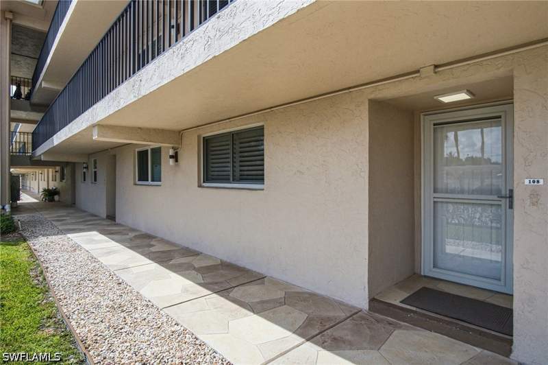 2 bedroom Condominium at 9 High Point Cir N 108, High Point Country Club, Naples — photo 5