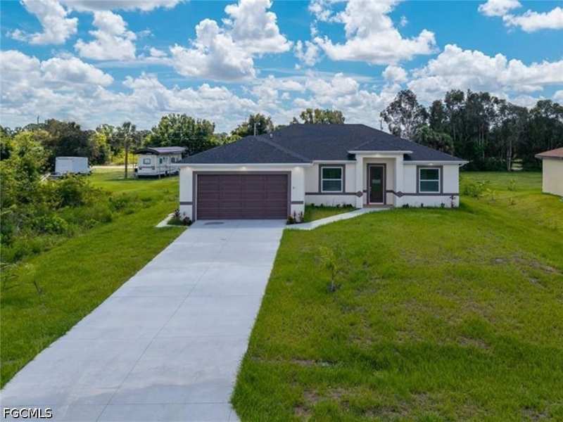 4 bedroom SingleFamilyResidence at 311 Rand Ave, Lehigh Acres, Lehigh Acres — photo 1