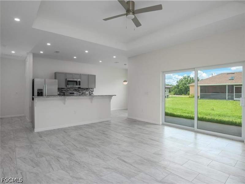 4 bedroom SingleFamilyResidence at 311 Rand Ave, Lehigh Acres, Lehigh Acres — photo 2