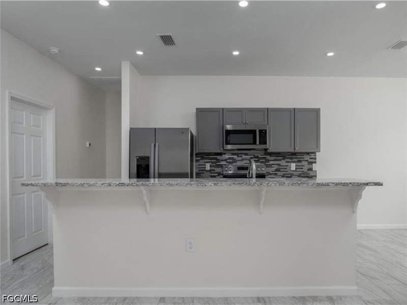 4 bedroom SingleFamilyResidence at 311 Rand Ave, Lehigh Acres, Lehigh Acres — photo 4