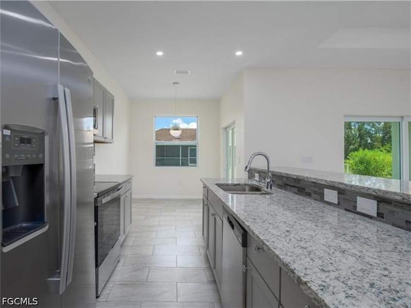 4 bedroom SingleFamilyResidence at 311 Rand Ave, Lehigh Acres, Lehigh Acres — photo 5