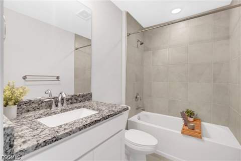 618 NE 2nd Pl, Cape Coral FL - photo 17 of 34