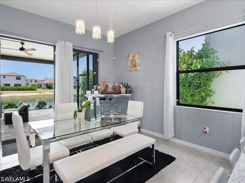 3 bedroom SingleFamilyResidence at 8812 Madrid Cir, Fronterra, Naples — photo 5
