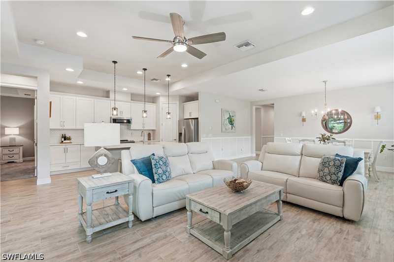 4 bedroom SingleFamilyResidence at 14796 Windward Ln, Savannah Lakes, Naples — photo 1