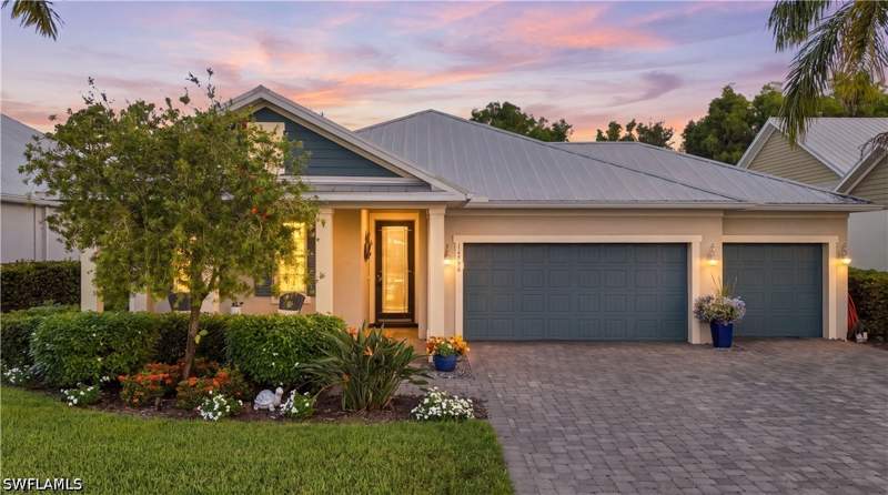 4 bedroom SingleFamilyResidence at 14796 Windward Ln, Savannah Lakes, Naples — photo 2
