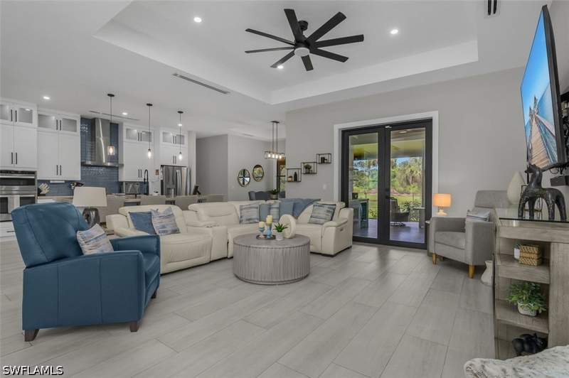 4 bedroom SingleFamilyResidence at 2286 2nd Ave SE, Golden Gate Estates, Naples — photo 3