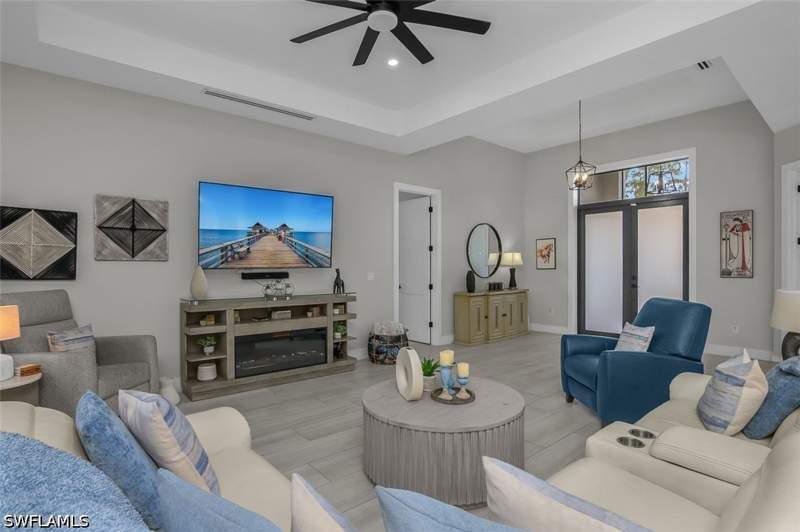 4 bedroom SingleFamilyResidence at 2286 2nd Ave SE, Golden Gate Estates, Naples — photo 4