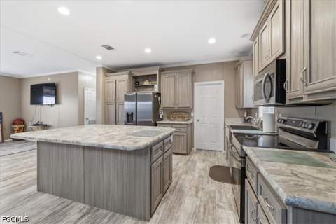 375 N Estribo St, Clewiston FL - photo 15 of 50