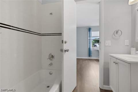 862 95th Ave N, Naples FL - photo 12 of 34