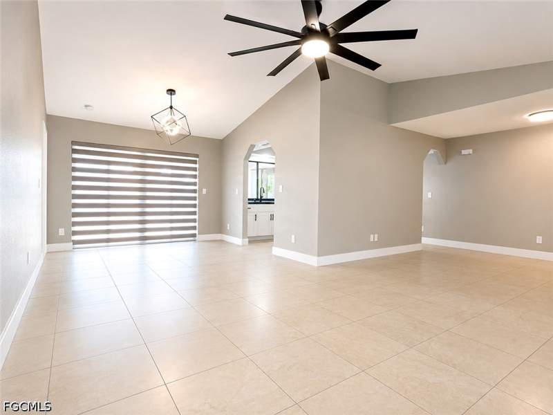 3 bedroom SingleFamilyResidence at 1520 SE 20th Ct, Cape Coral, Cape Coral — photo 5