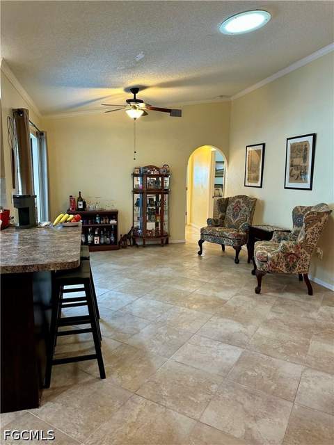 304 NE 19th Ter, Cape Coral FL - photo 11 of 29