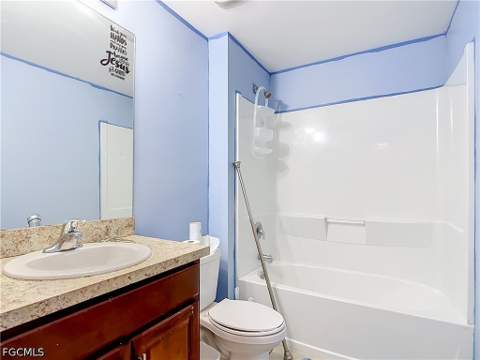 4306 NE 24th Pl, Cape Coral FL - photo 16 of 19