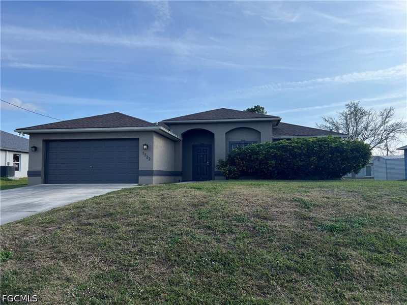3 bedroom SingleFamilyResidence at 1722 NW 18th Ter, Cape Coral, Cape Coral — photo 1