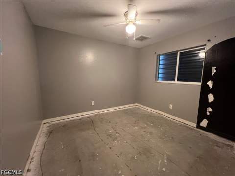 1722 NW 18th Ter, Cape Coral FL - photo 10 of 13