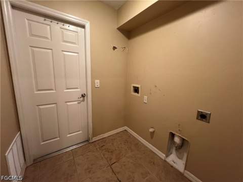 1722 NW 18th Ter, Cape Coral FL - photo 11 of 13
