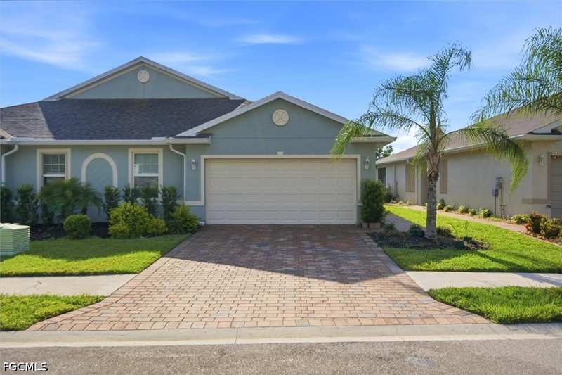 2 bedroom Attached at 20530 Plumwood Loop, Magnolia Landing, North Fort Myers — photo 1