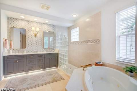 2855 Tiburon Blvd E 102, Naples FL - photo 16 of 36