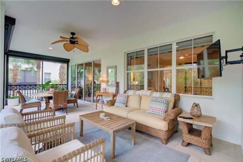 2855 Tiburon Blvd E 102, Naples FL - photo 18 of 36