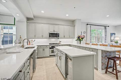 2855 Tiburon Blvd E 102, Naples FL - photo 7 of 36
