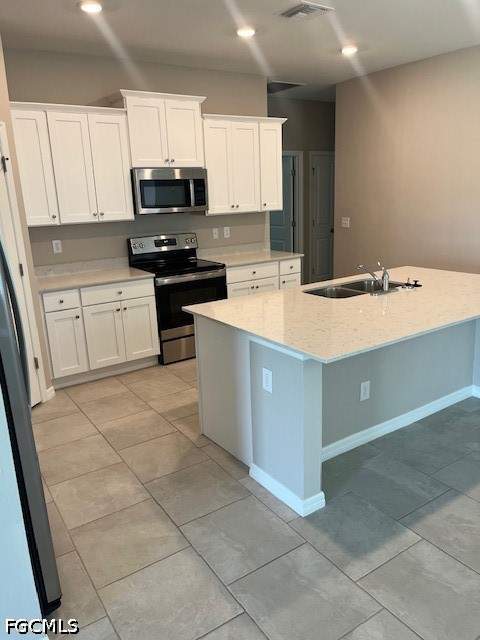 4 bedroom SingleFamilyResidence at 3898 Treasure Oak Way, Oak View, Fort Myers — photo 2