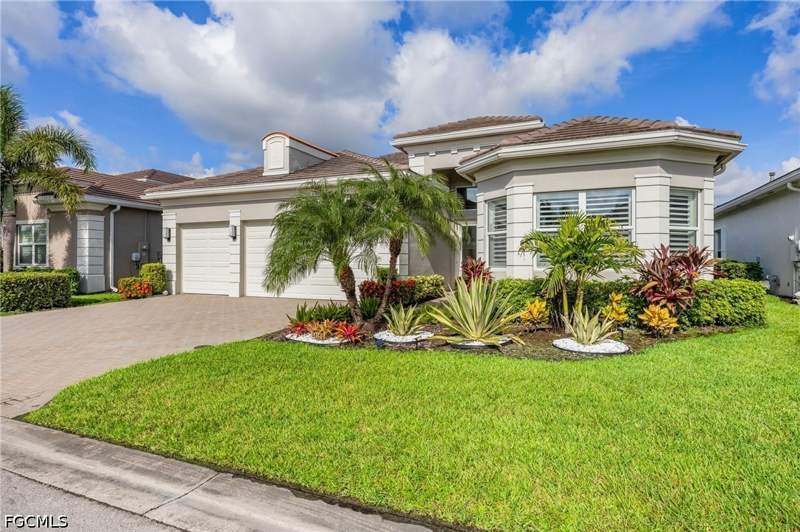 3 bedroom SingleFamilyResidence at 28554 Wharton Dr, Valencia Bonita, Bonita Springs — photo 3
