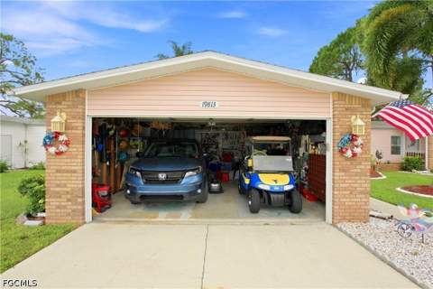 19813 Eagle Trace Ct, North Fort Myers FL - photo 11 of 39